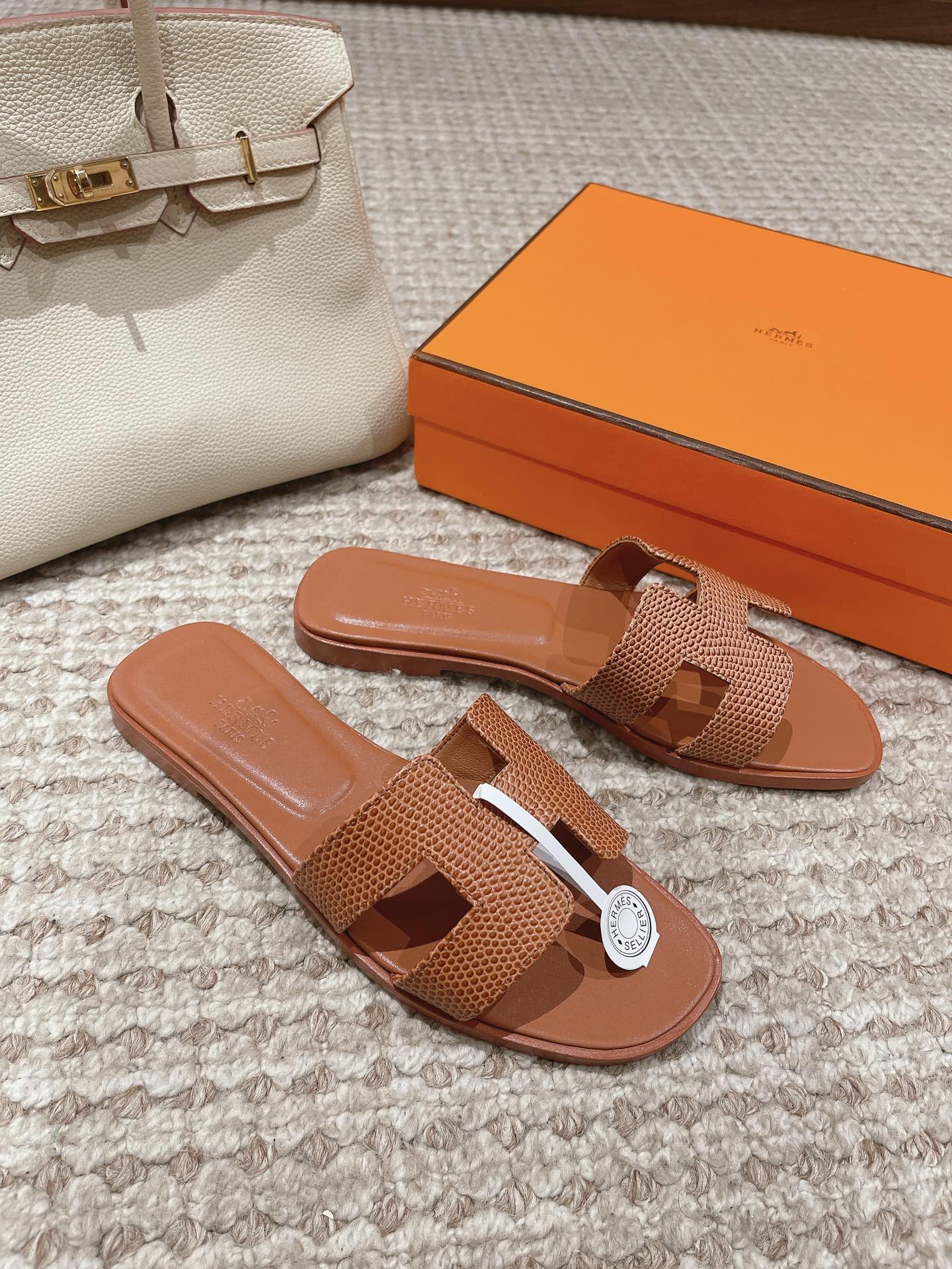 Hermès lizard pattern -Brown