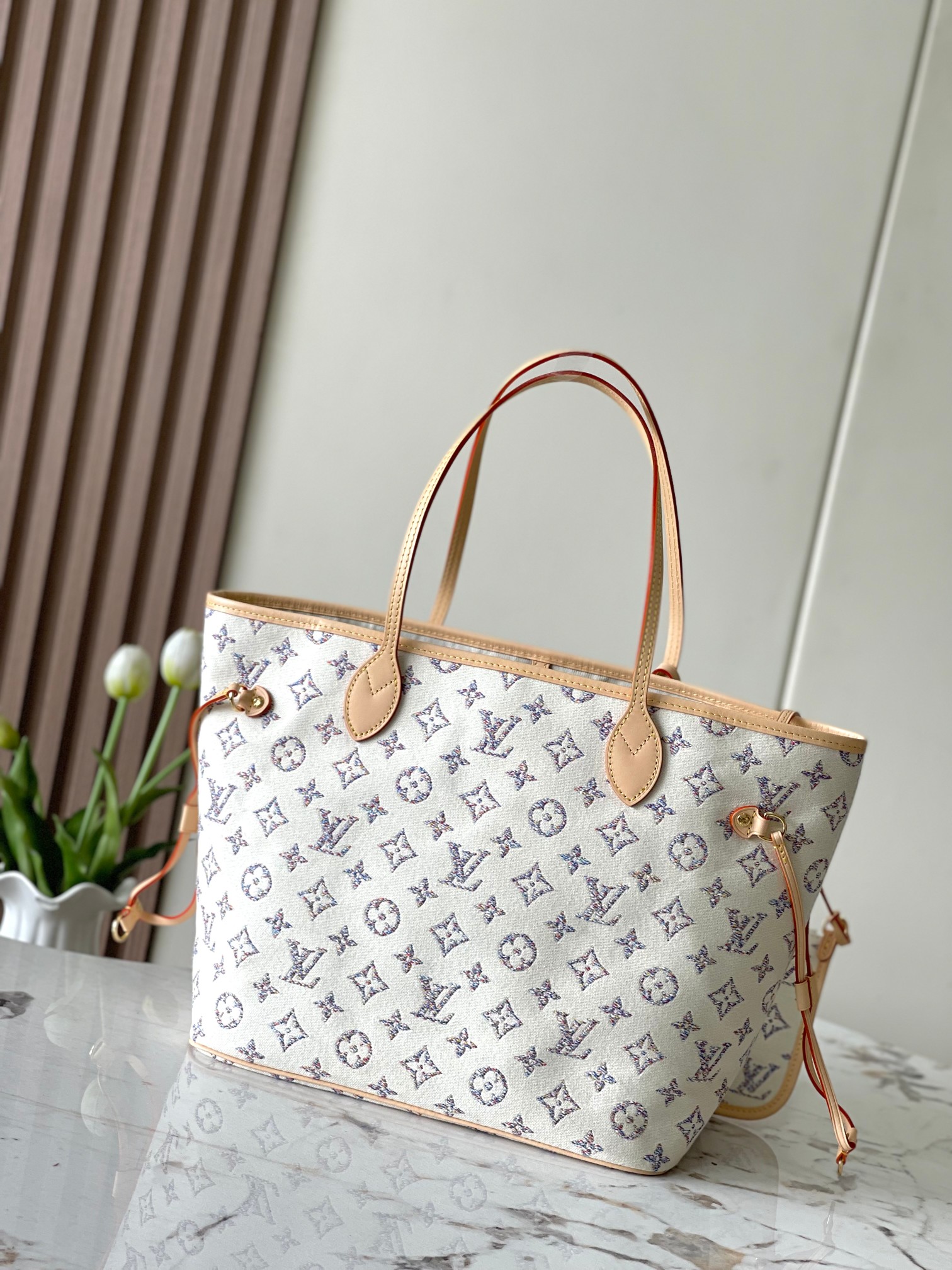 Louis Vuitton M24905 Neverfull MM