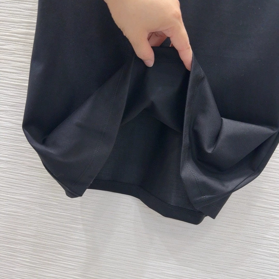 LOUIS VUITTON Monogram Pocket T-shirt