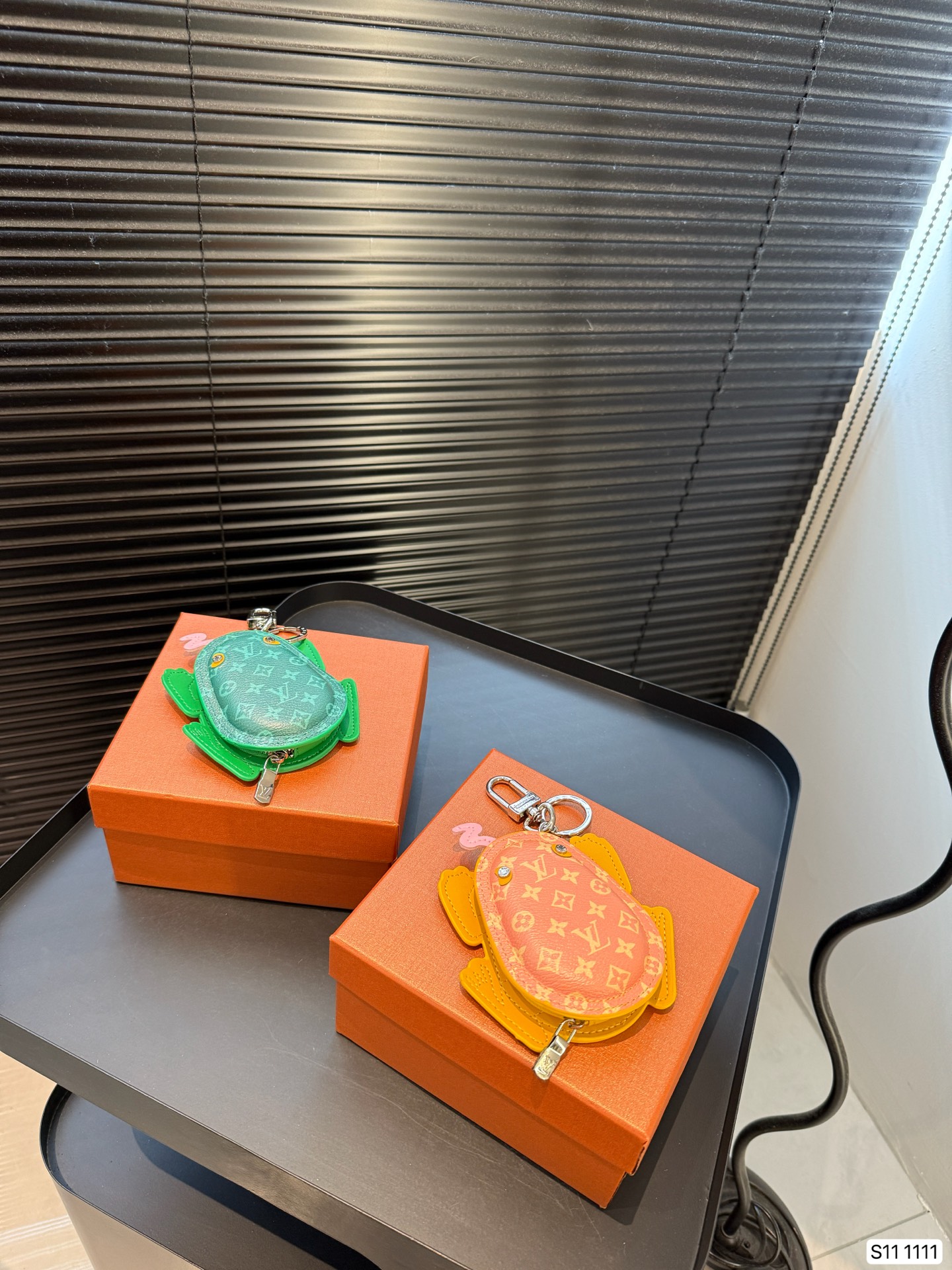 M02238 LV Frog Bag Charm