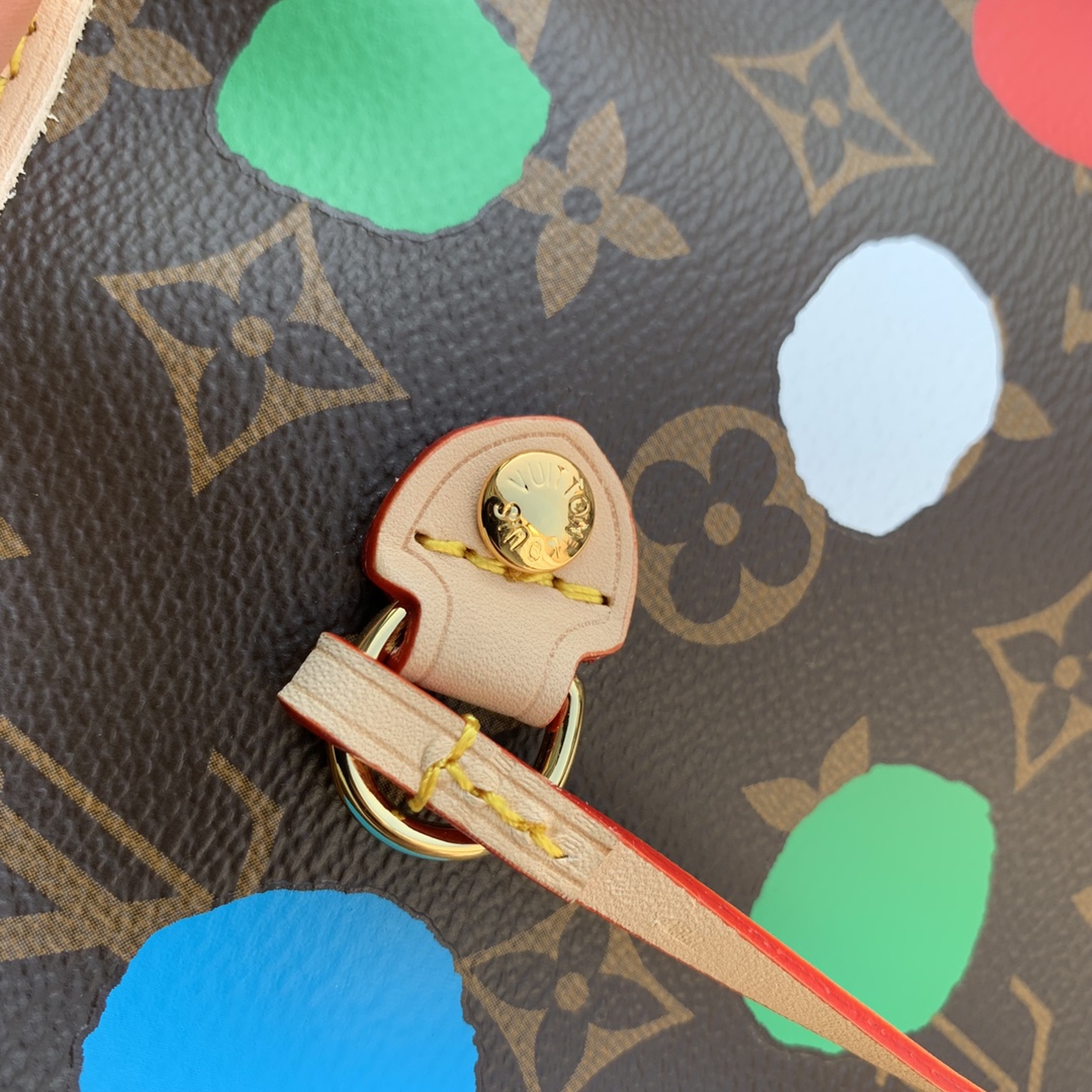 Louis Vuitton M46381 LV x YK Neverfull MM