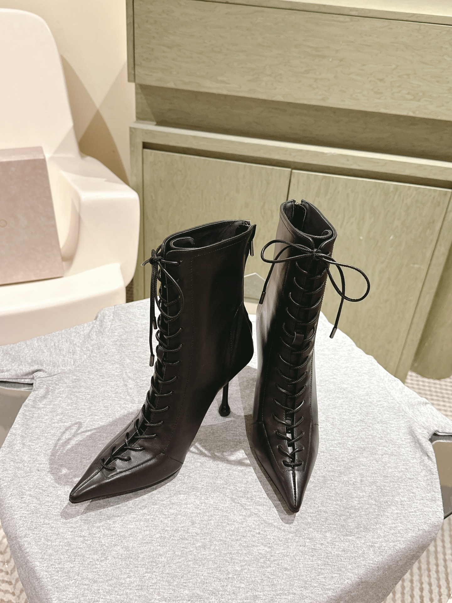 Jimmy Choo | ²⁰²4 𝐬𝐬 Boots