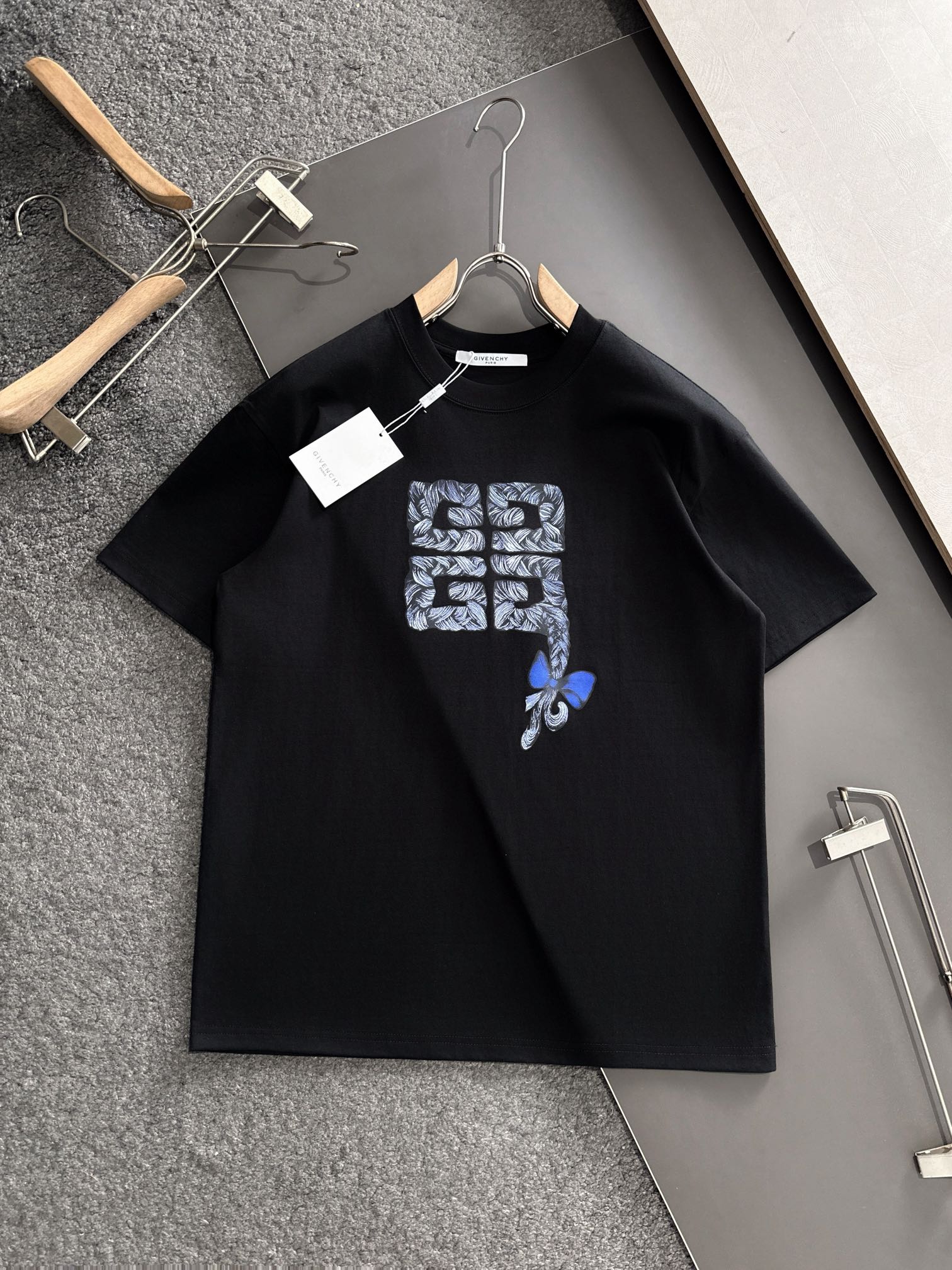 GVC Autumn/Winter round neck fashion short sleeve T-shirt-black