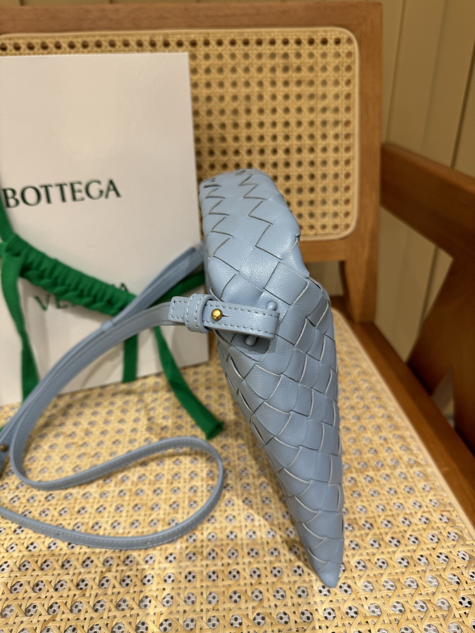 mini Hop crossbody bag Ice blue