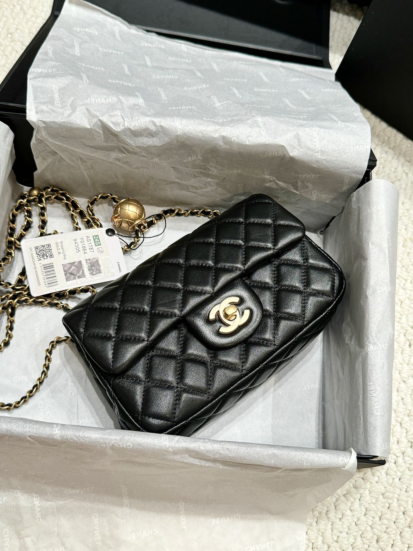 Chanel-CF-gold ball bag