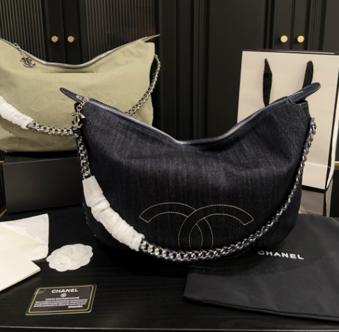 Chanel Hobo Shoulder Bag