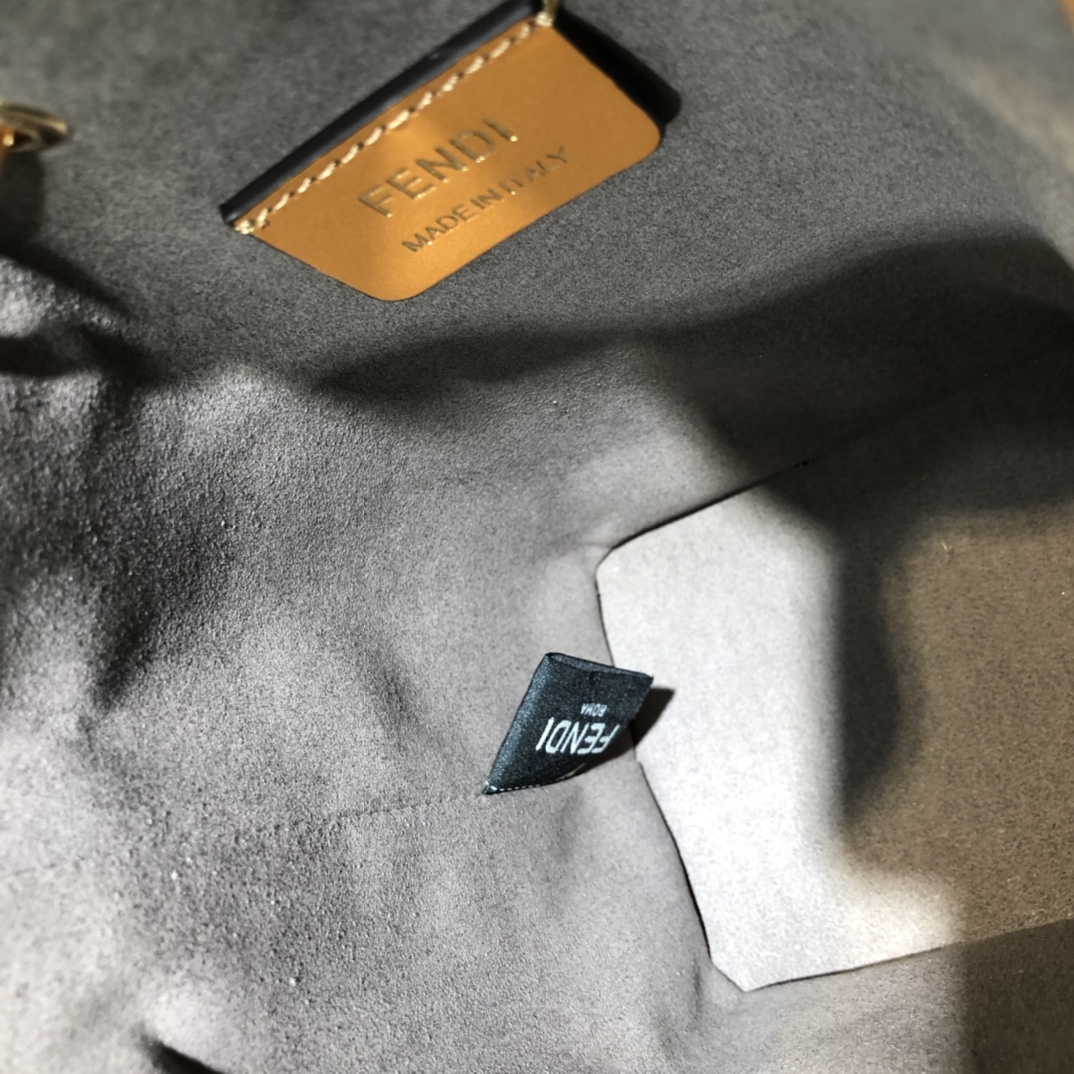 FENDI-Calfskin FF Logo Bucket Bag-Brown