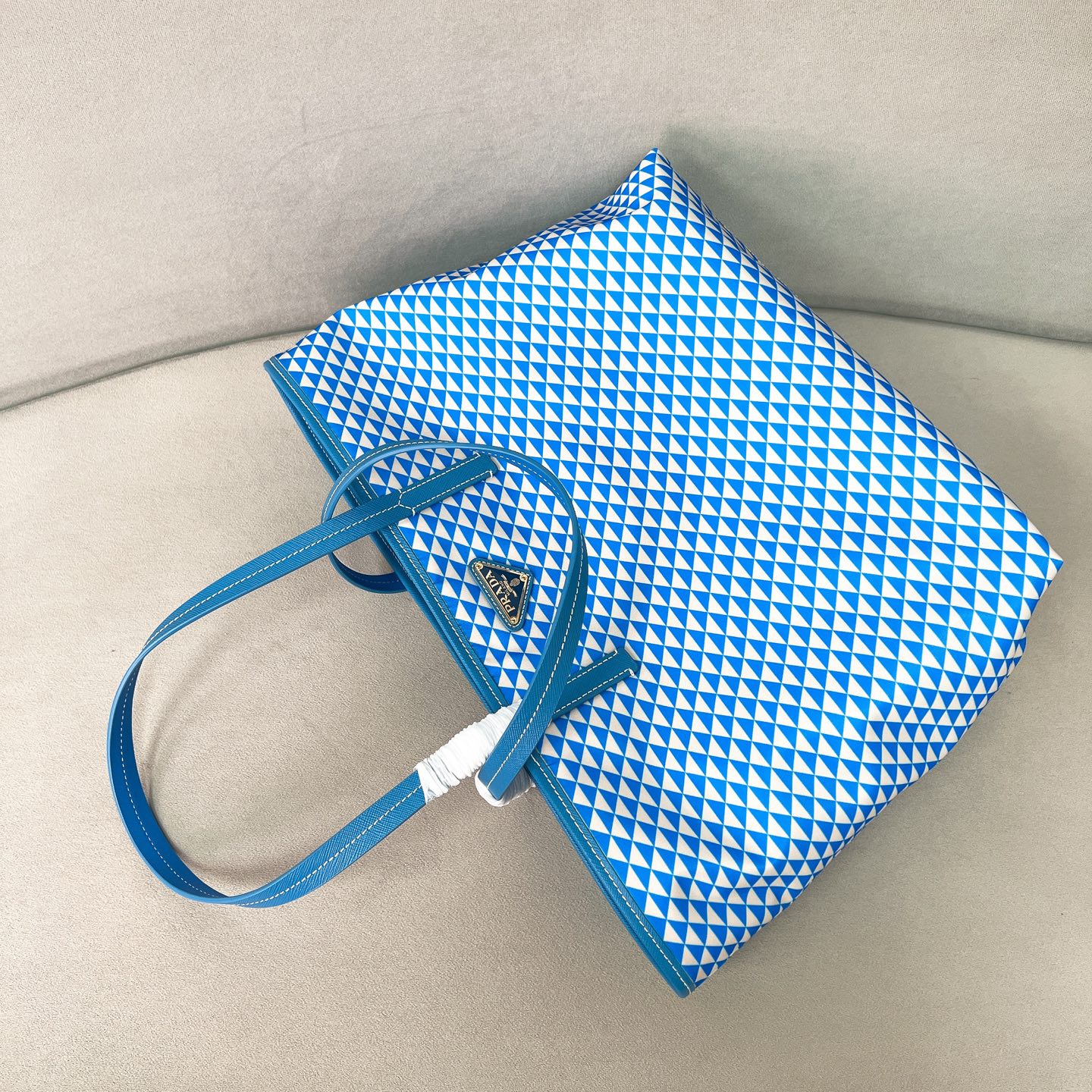 Prada Tote Bag 1BG552