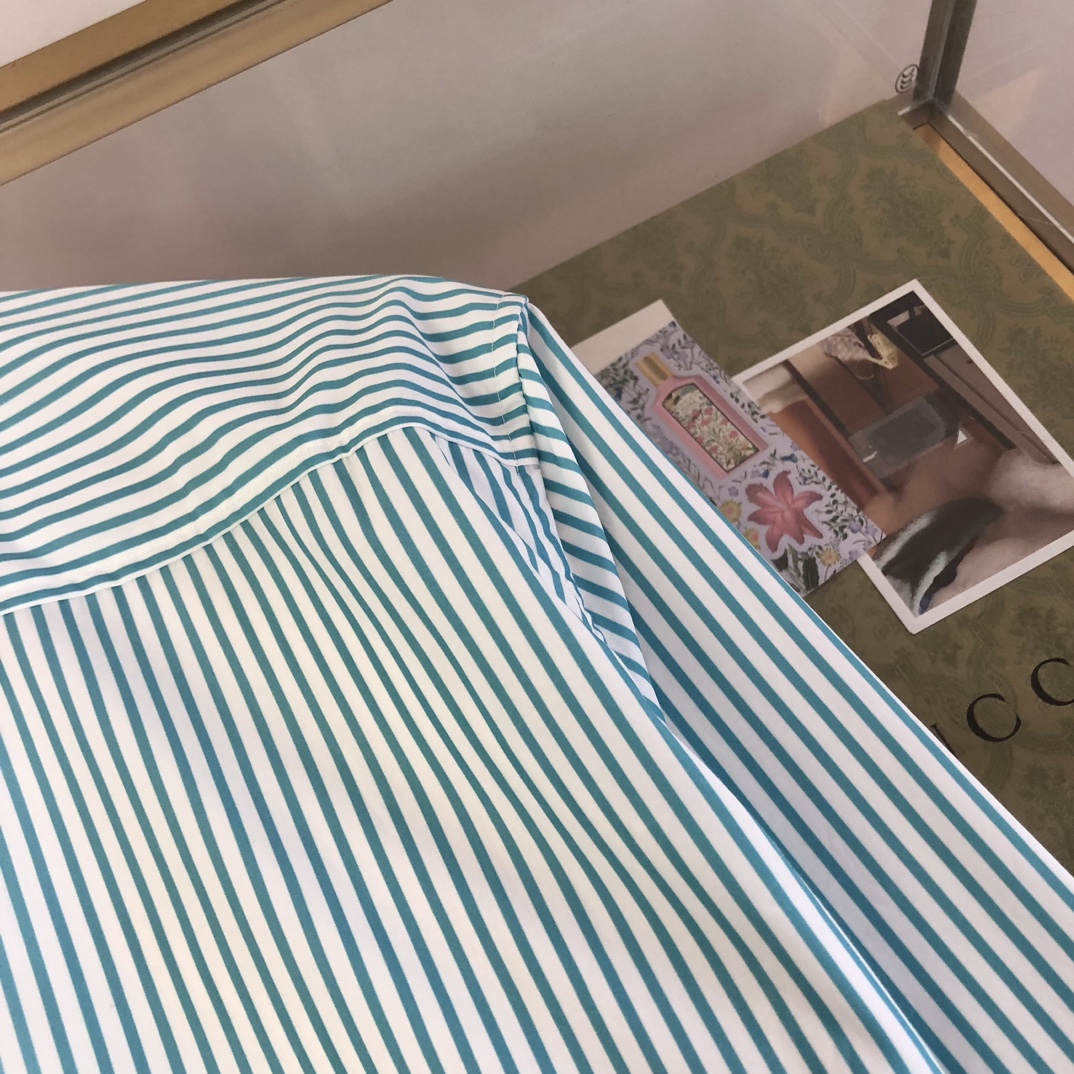 1AHVXJ New Monogram Striped Shirt