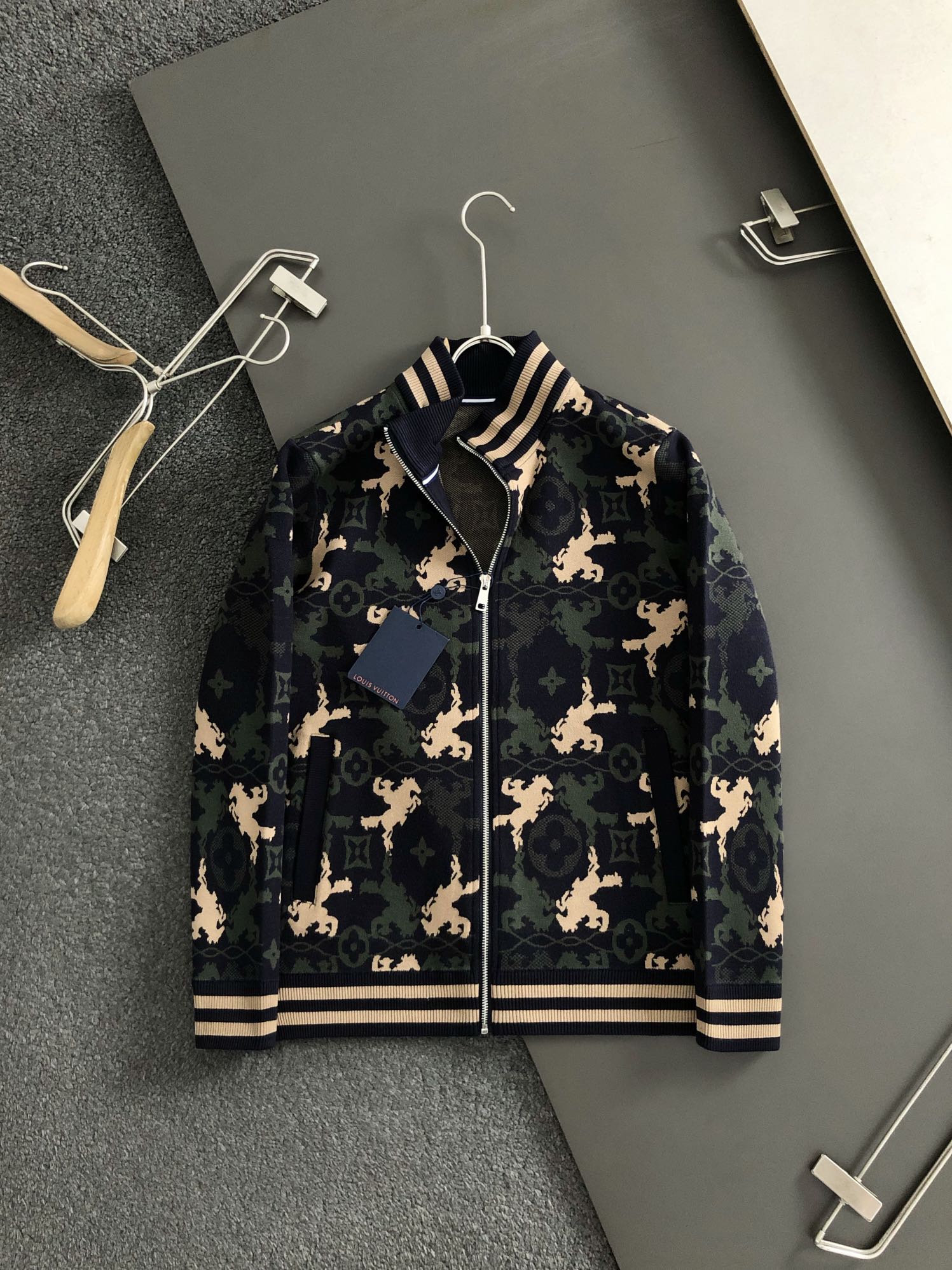 LV -top two-tone camouflage jacquard stand-up collar wool jacket