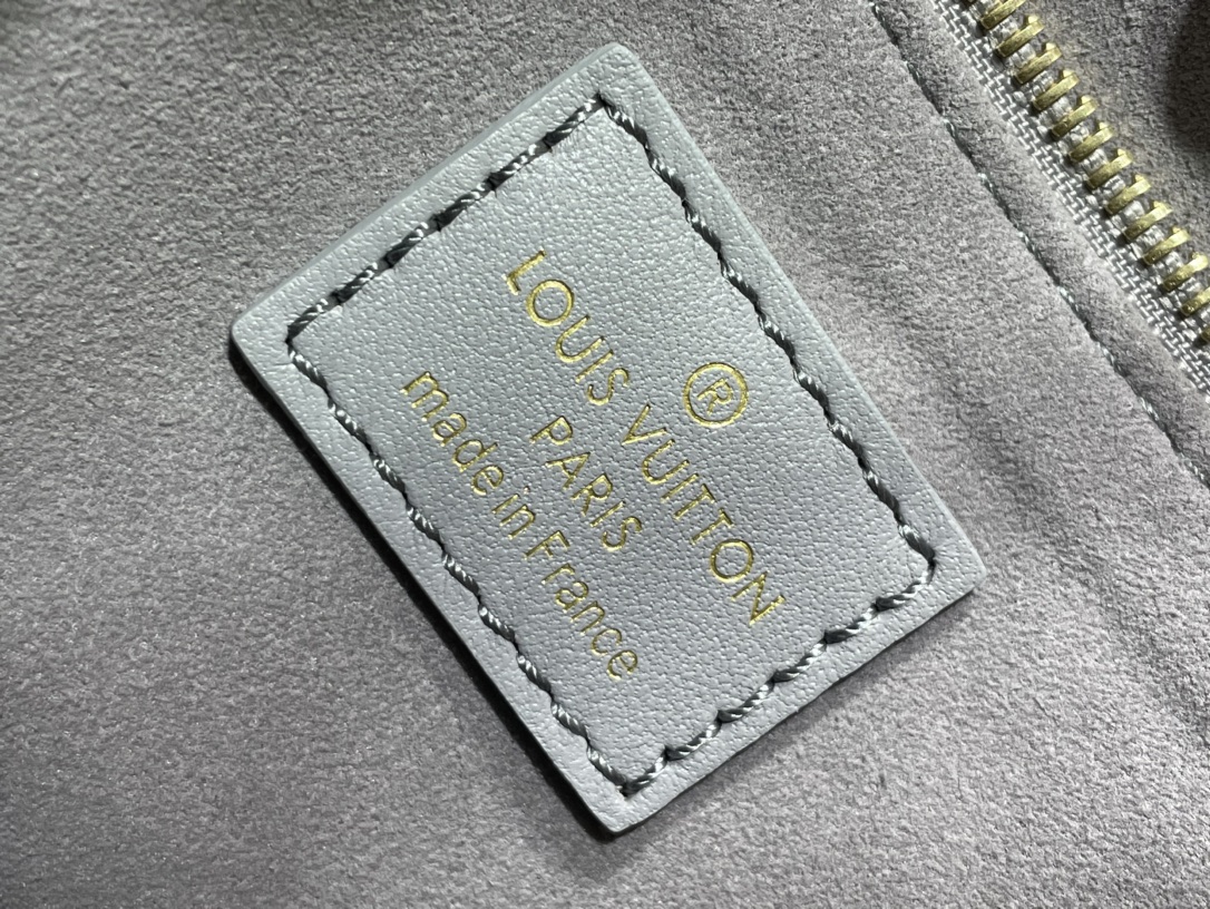 M45653-ONTHEGO small handbag