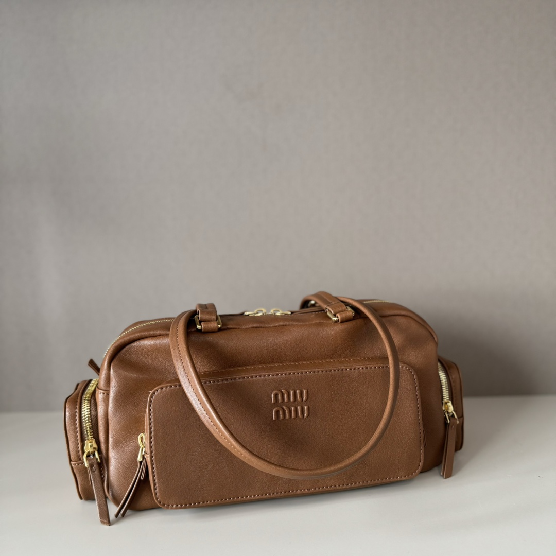 MIUMIU-Pocket washed nappa leather bag