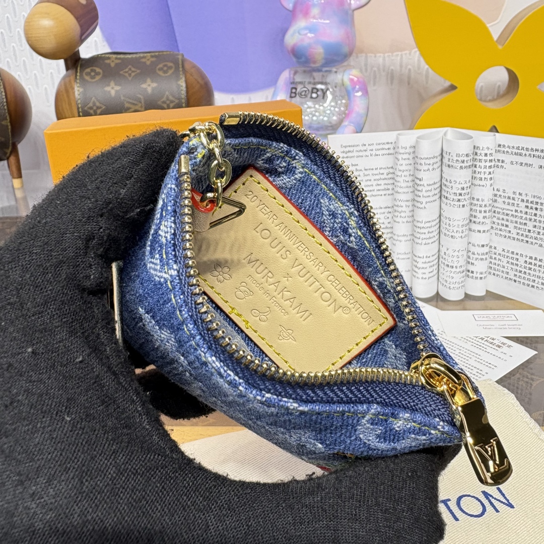 M14938 LV x TM Key Pouch