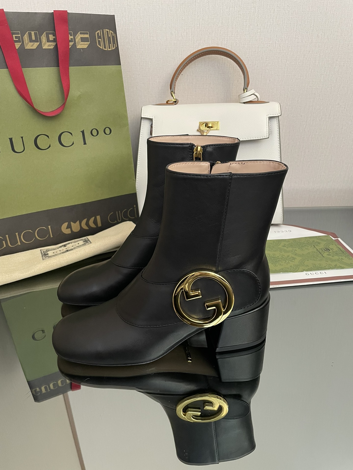 GuCCl boots new style