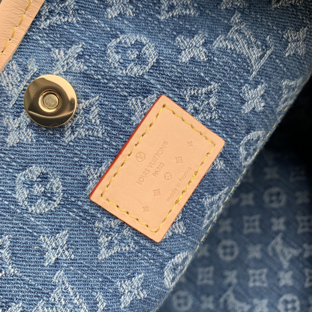 Louis Vuitton M46855 CarryAll MM Denim Blue