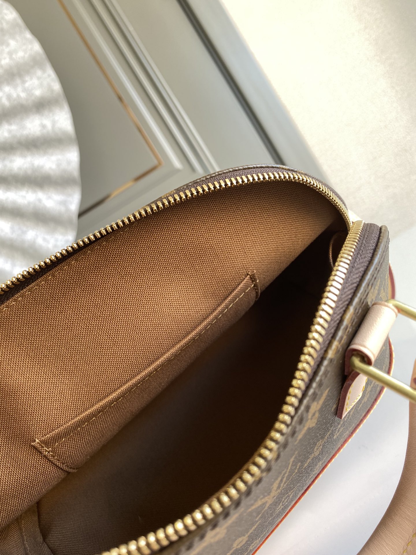 Louis Vuitton Alma BB M53152