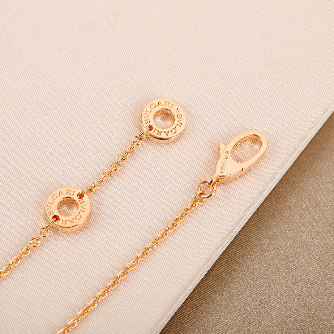 BVLG@RI necklace