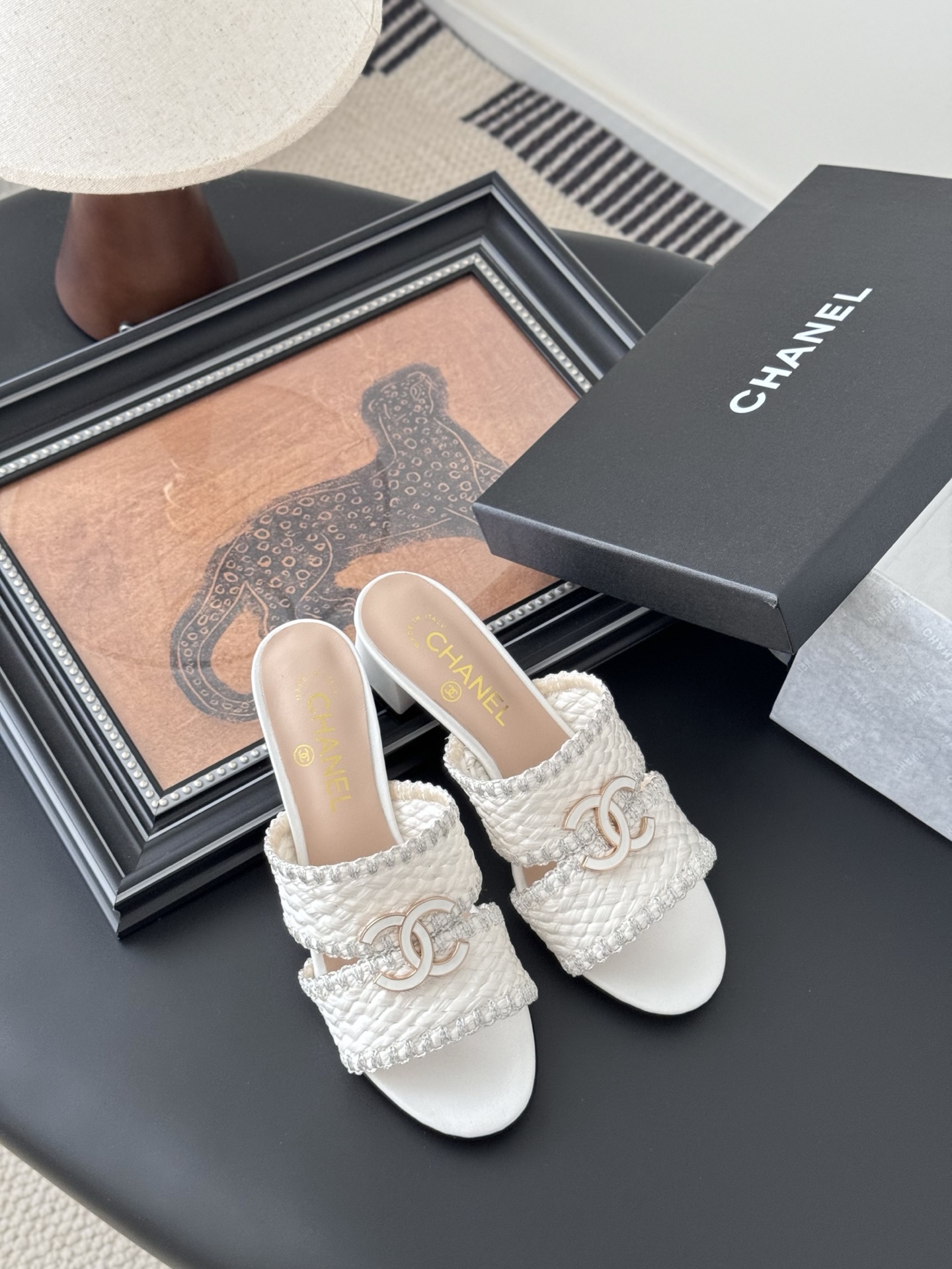 Chanel 25P New Double C Slide Sandals