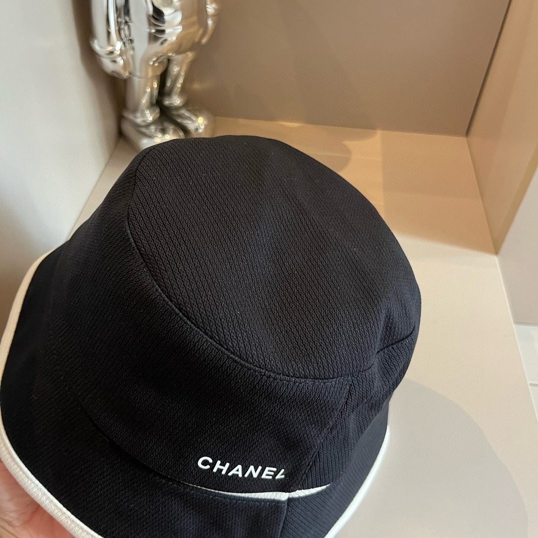 Chanel new bucket hat-Black