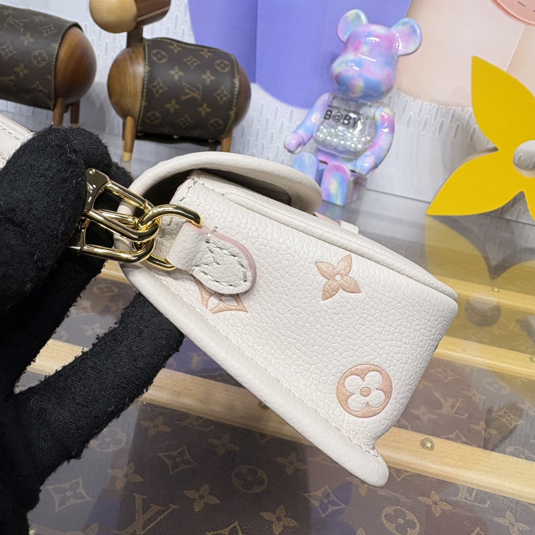 LV M13642 Nano Diane