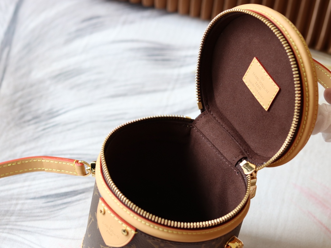 Louis Vuitton M82952 Nano Cannes