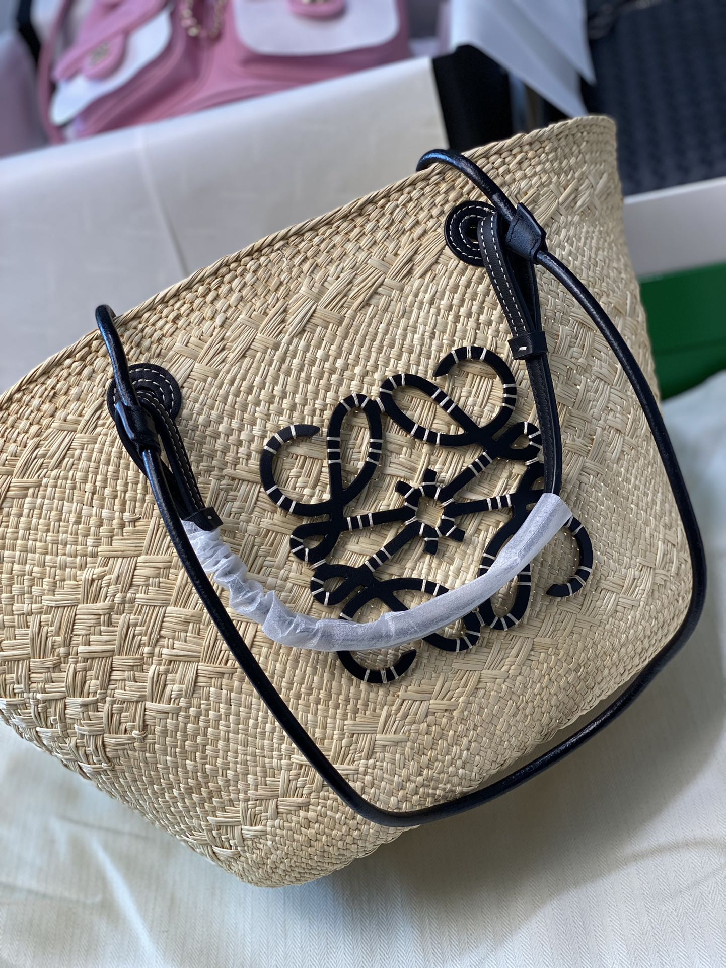 Loewe- Anagram Basket bag in iraca palm and calfskin