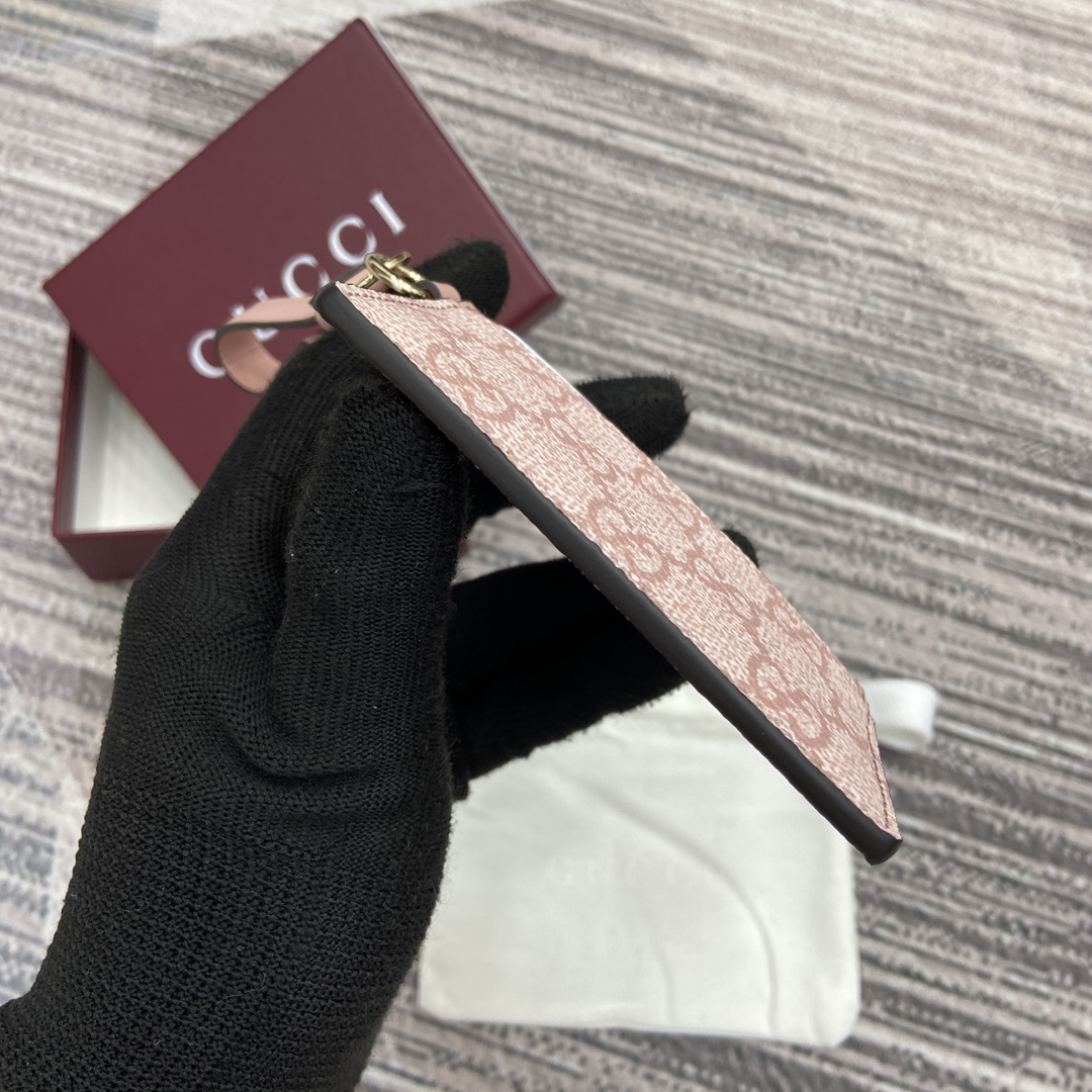 GG Emblem card case with strap-819121