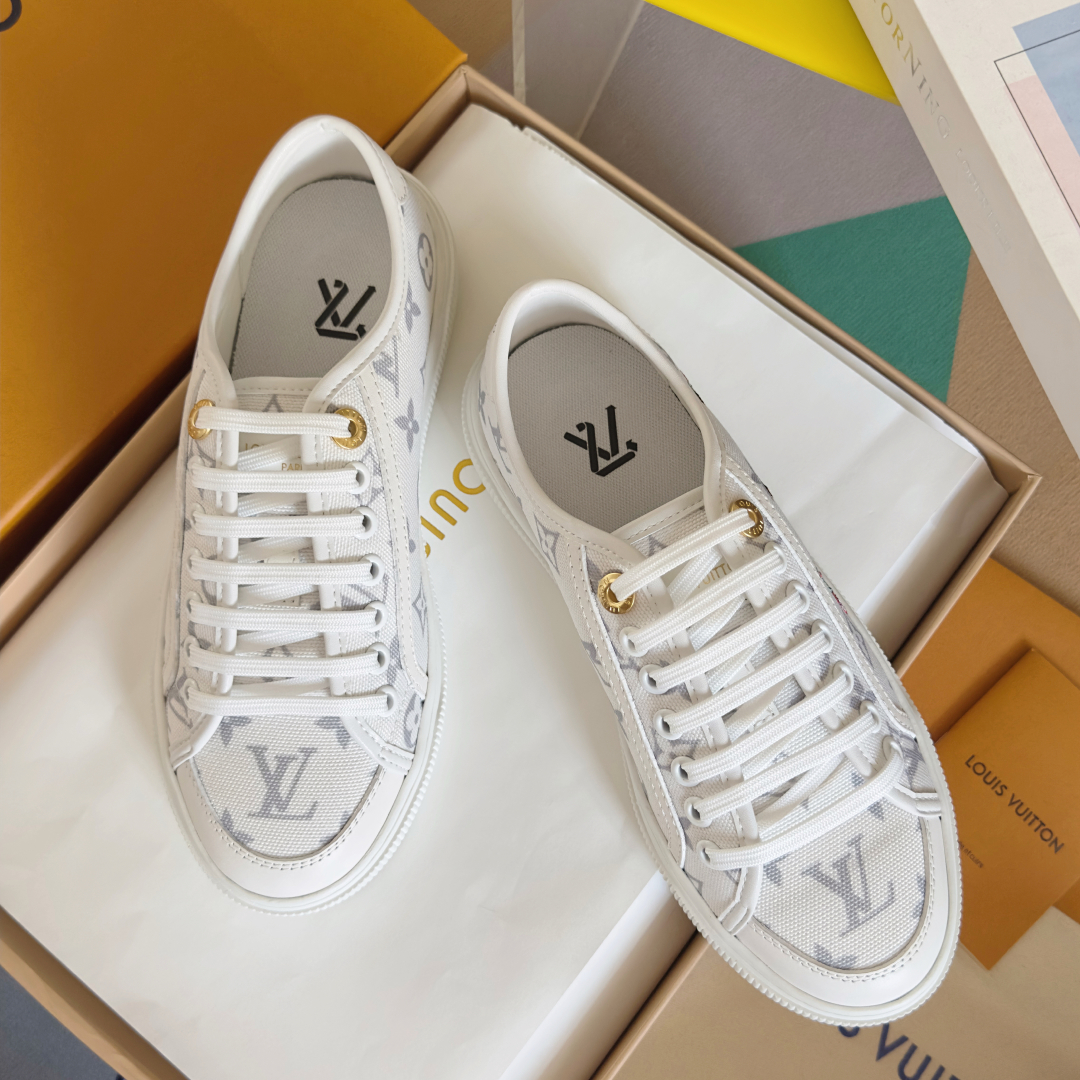 LV Lagoon Denim Monogram Embossed Canvas Sneakers-cherry