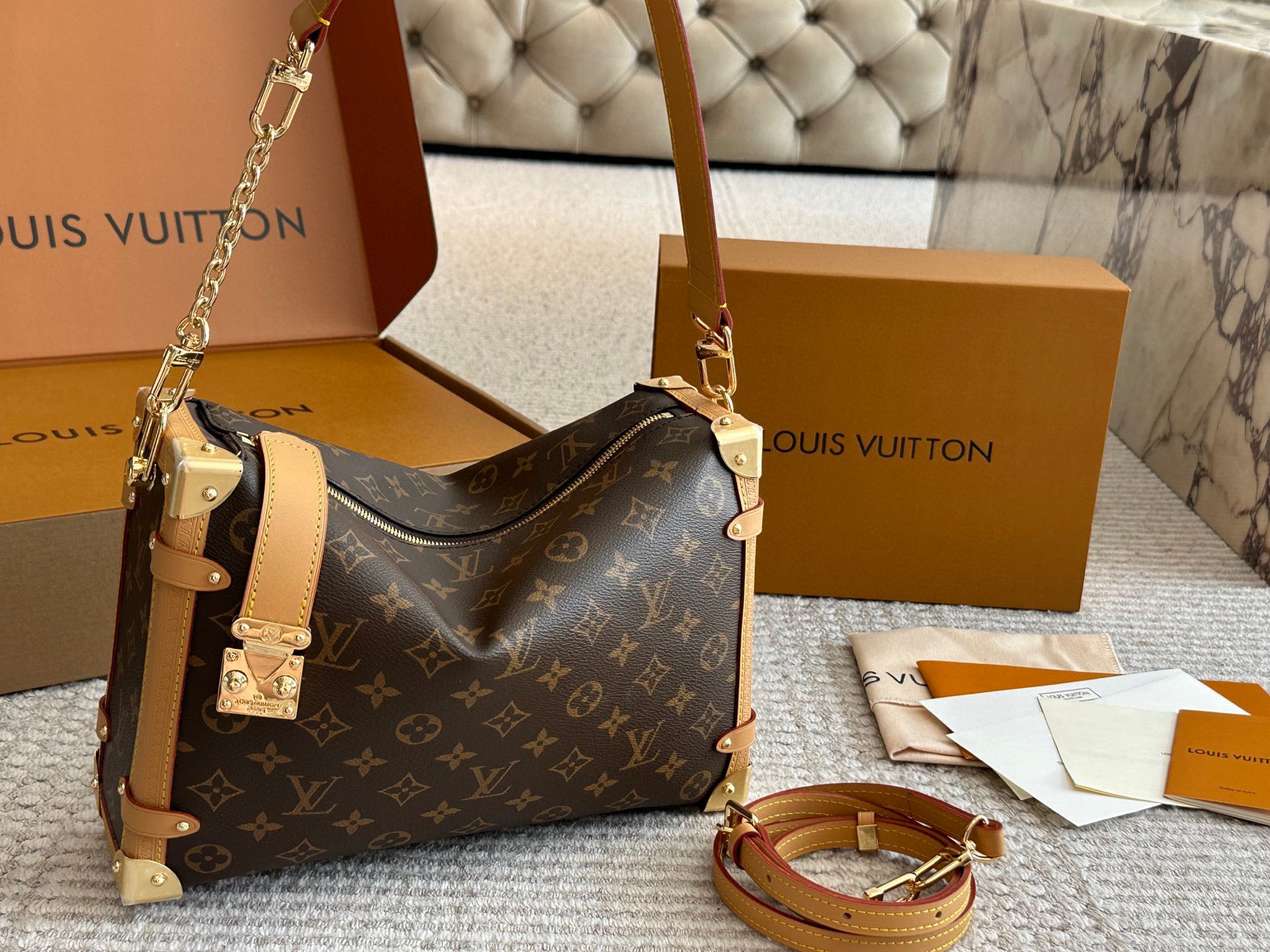 LV M14513 SIDE TRUNK- GM