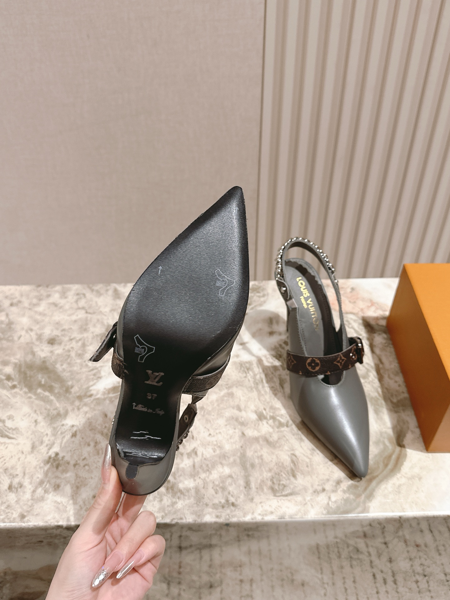 LV New Arrival – Spring/Summer Mary Jane Shoes