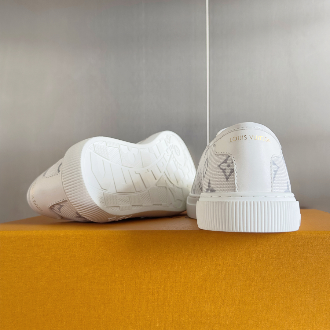 LV Lagoon Denim Monogram Embossed Canvas Sneakers-cherry