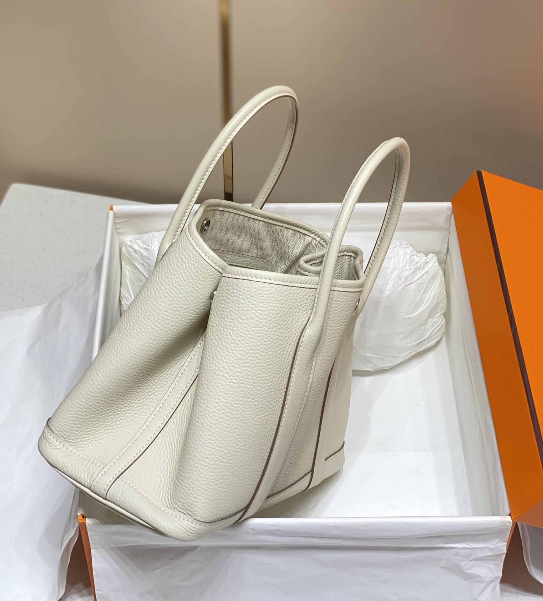 Hermes 𝑮𝒂𝒓𝒅𝒆𝒏 𝒑𝒂𝒓𝒕𝒚