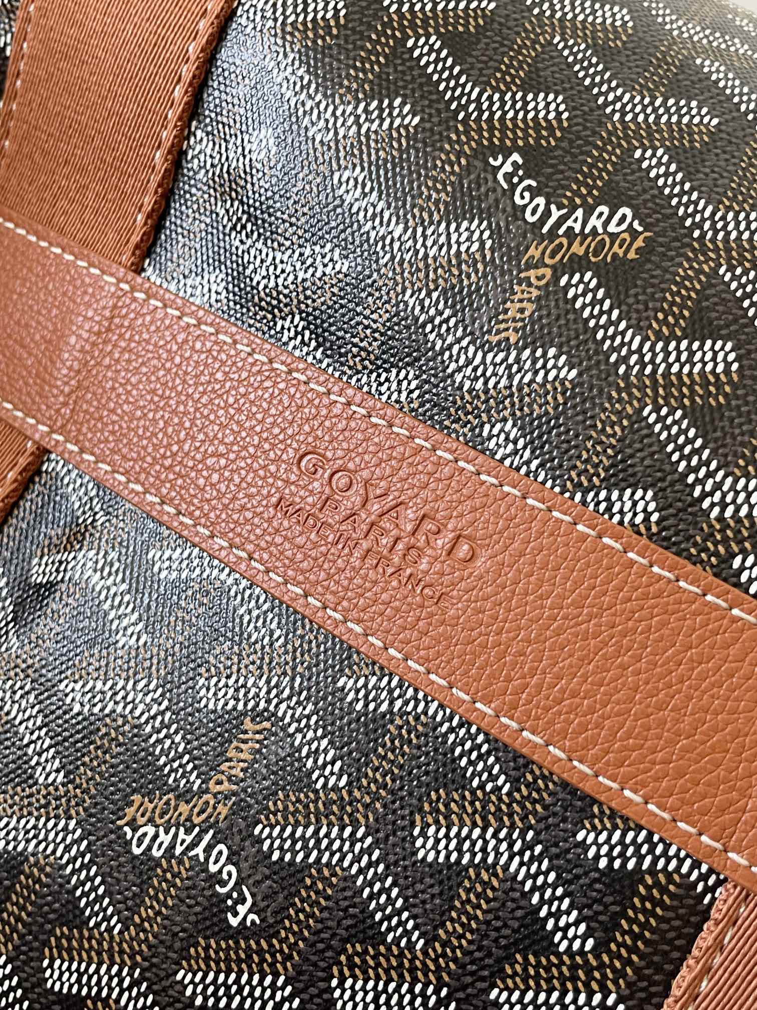 Goyard Barrel 40 – Black & Brown