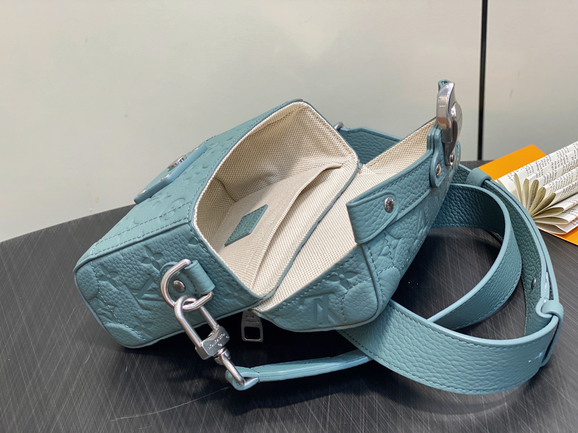 Louis Vuitton M13870 Soul Trunk JM Bag Lake Blue Leather