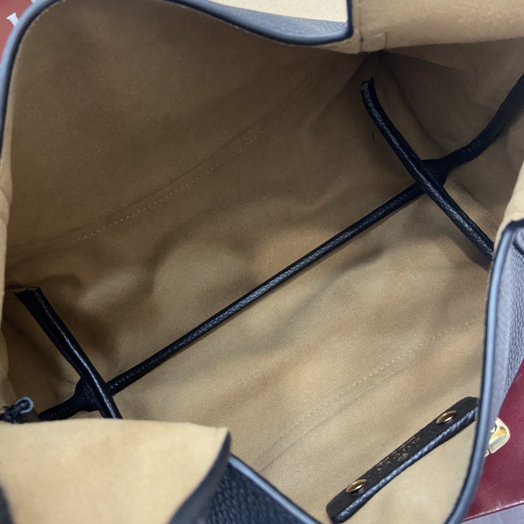 Gucci Softbit medium top handle bag