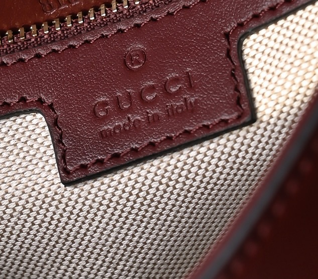 Gucci Blondie Top Handle Bag