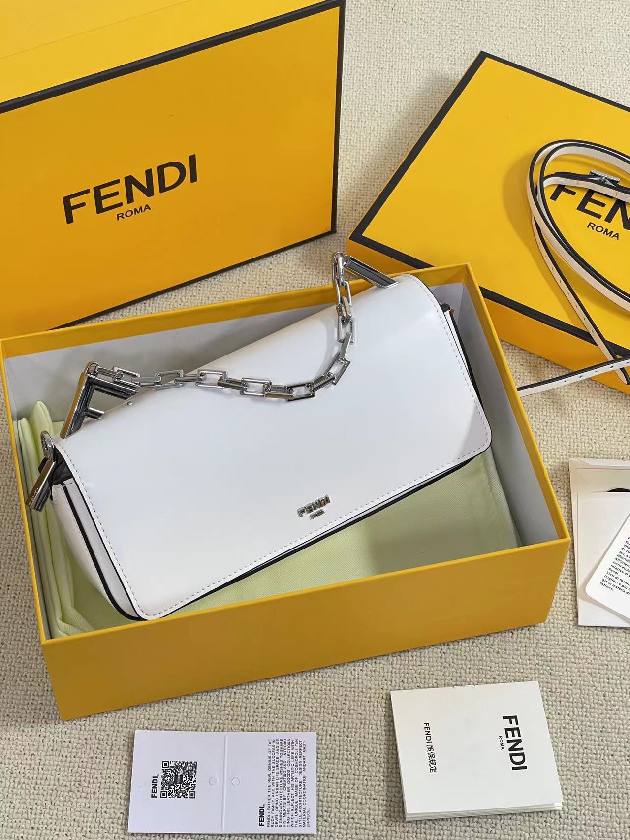 FENDI-First Sight clutch-White