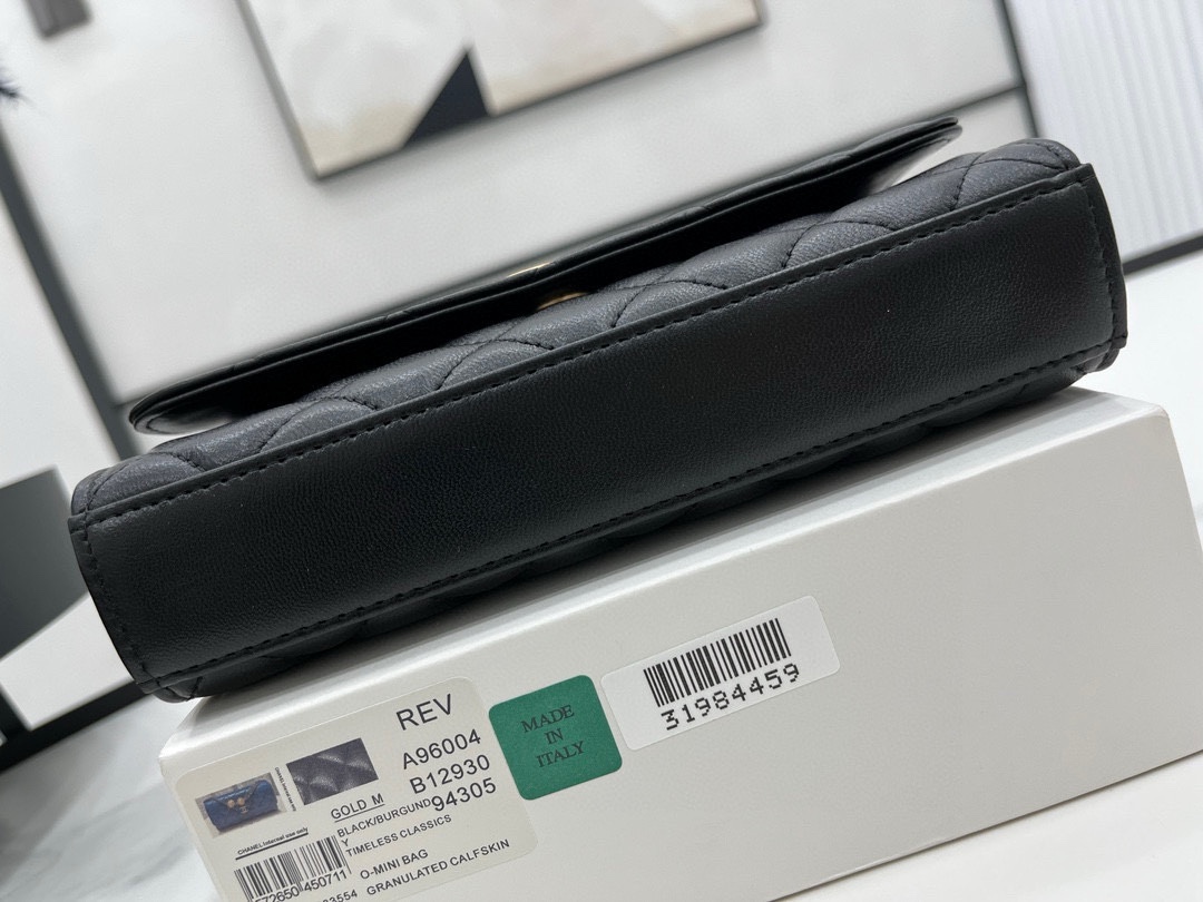 Chanel 23P Lion Head Quilted Flap Bag