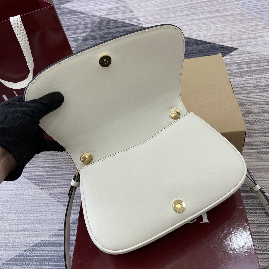 Gucci Blondie medium top handle bag-white