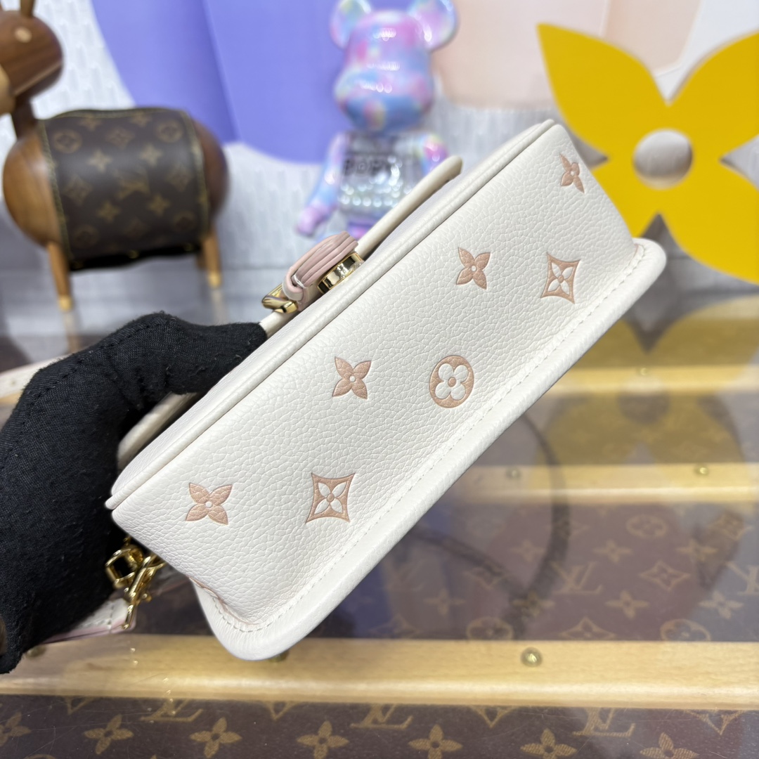 LV M13642 Nano Diane