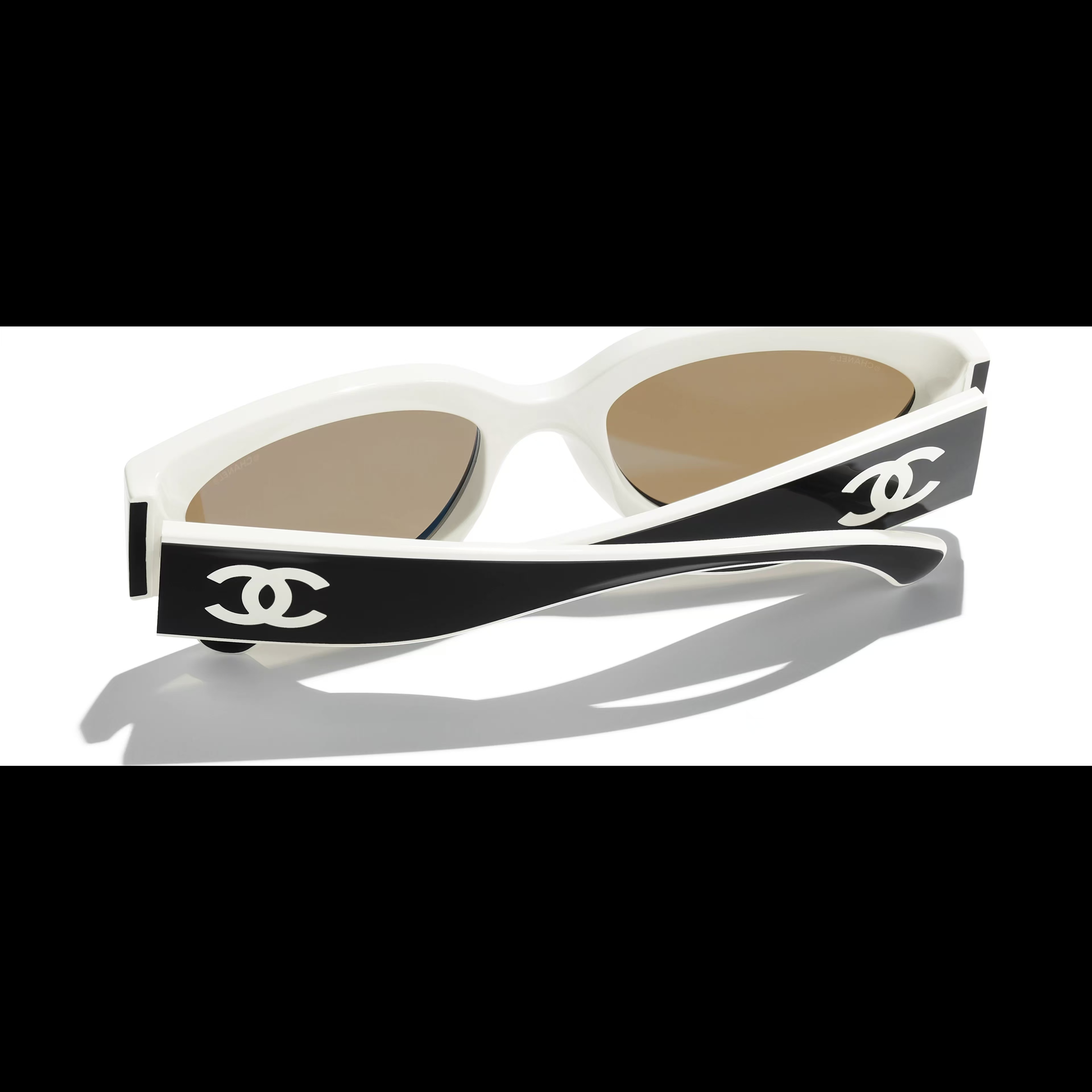 CHANEL-Cat Eye Sunglasses