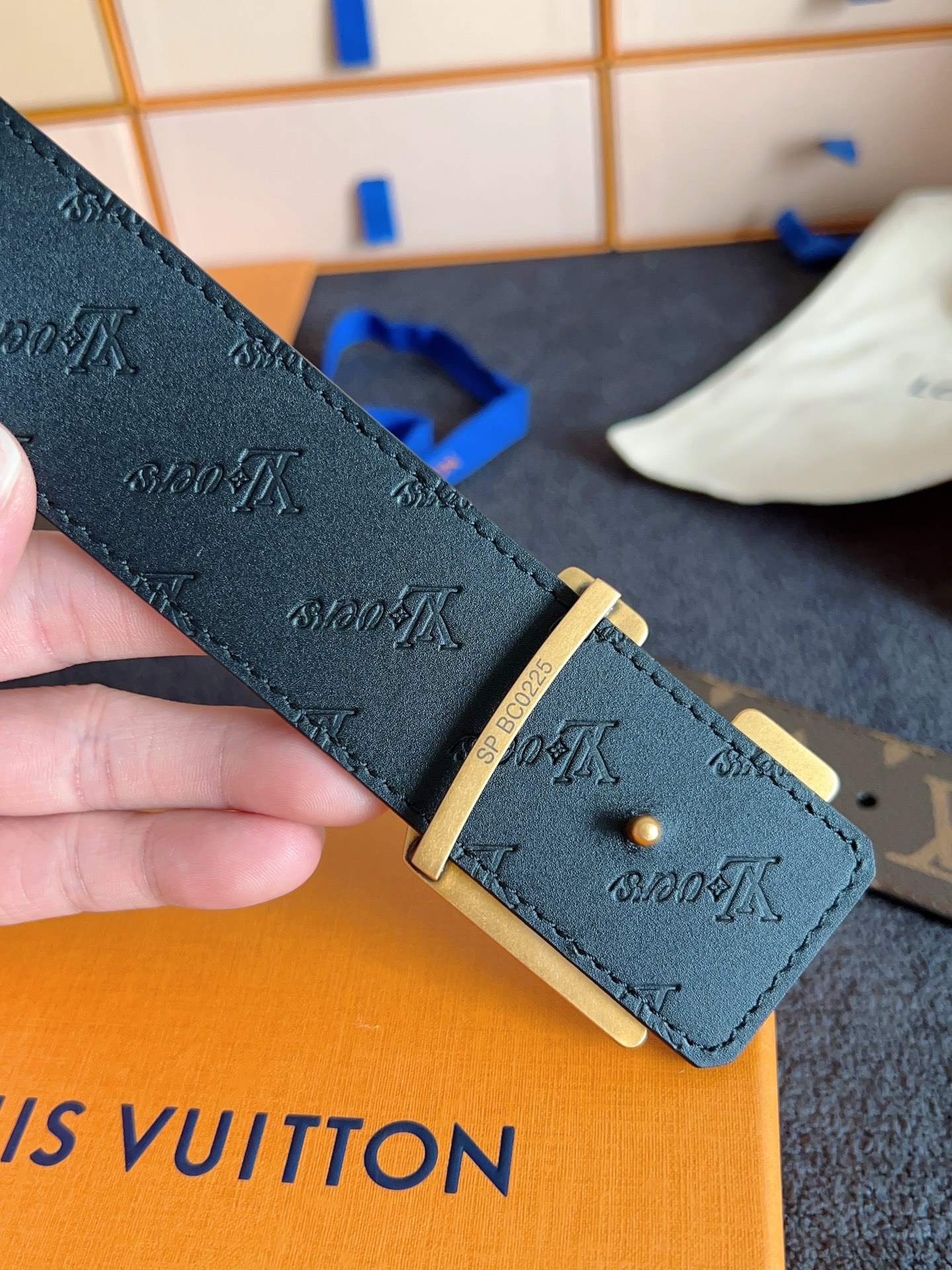 M4061T LV Flower 40mm Reversible Belt