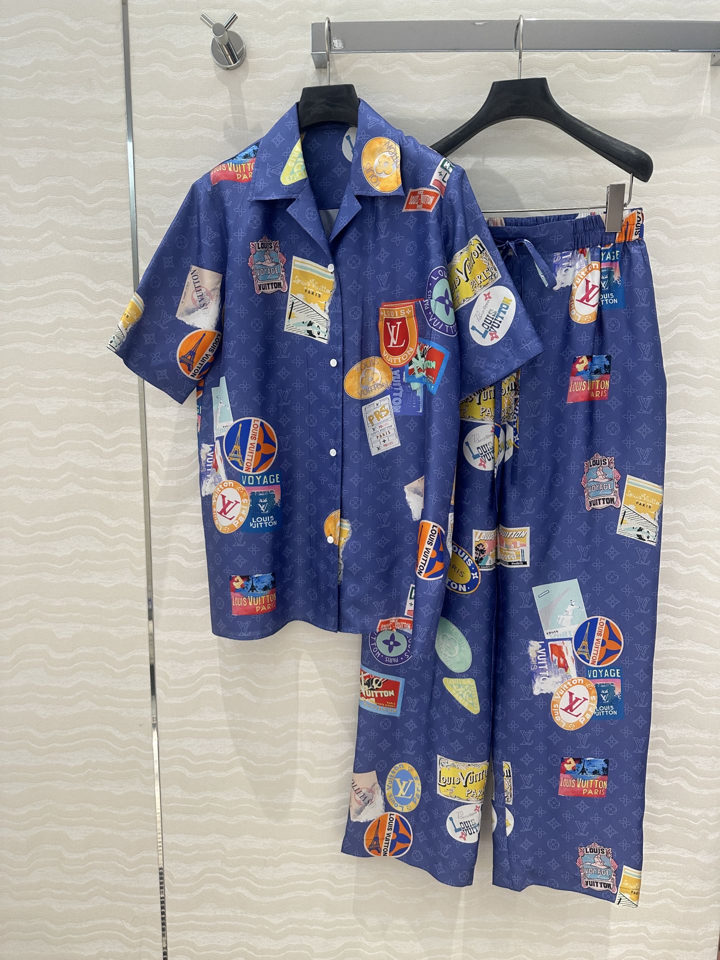 LV silk short sleeve + trousers