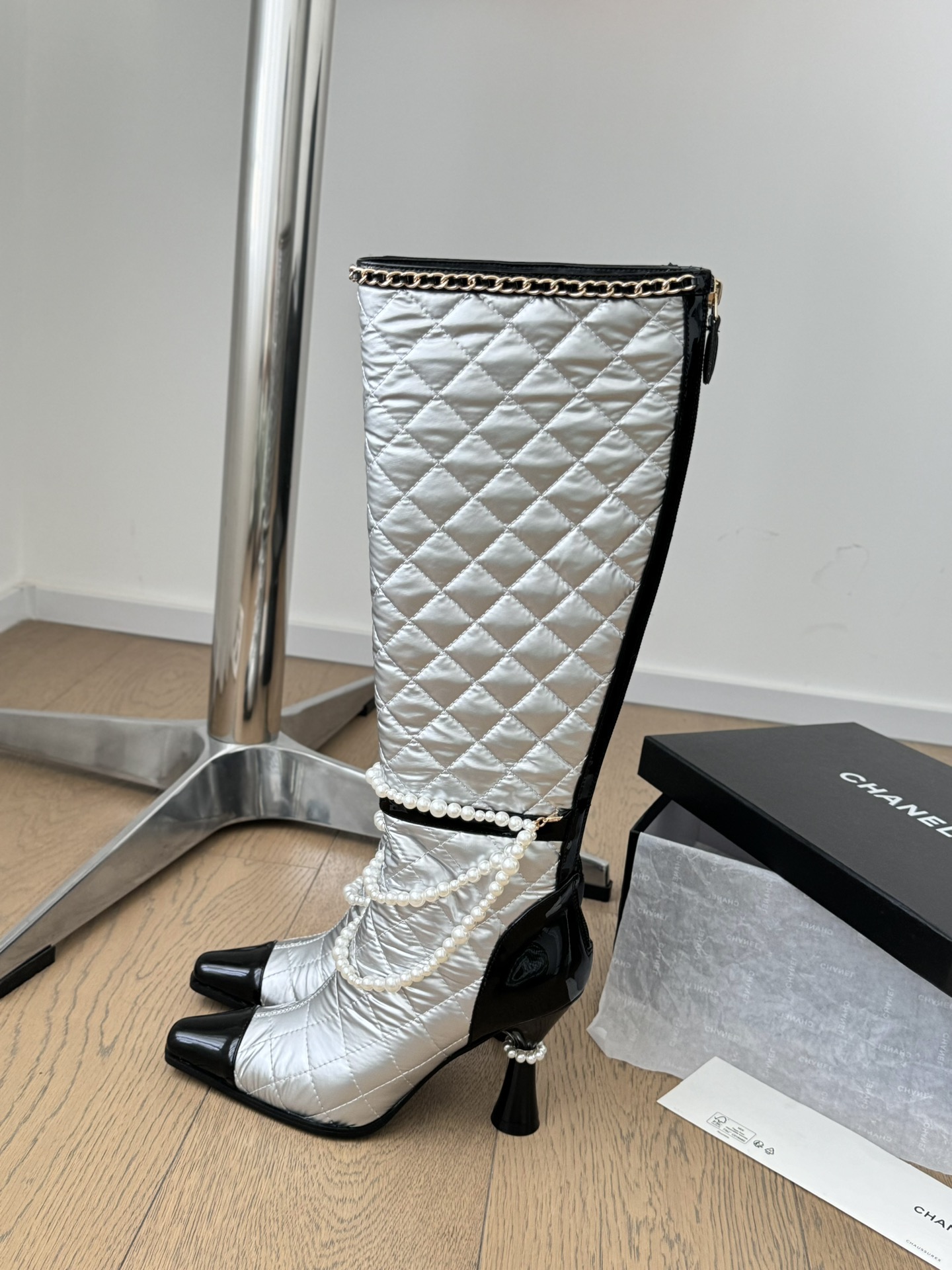 Chane* new autumn/winter boots-white