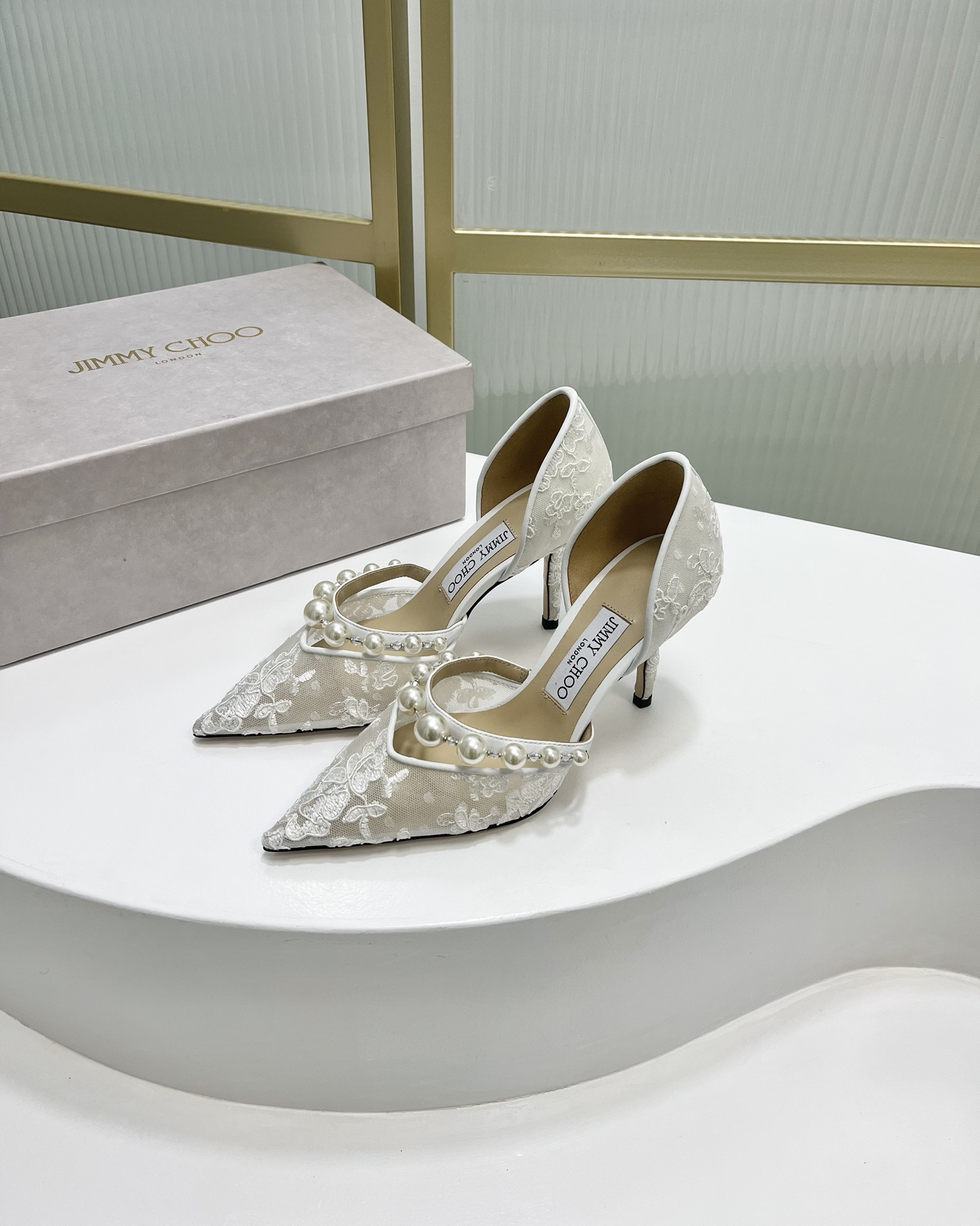 Jimmy choo new pointed toe lace shoes-white