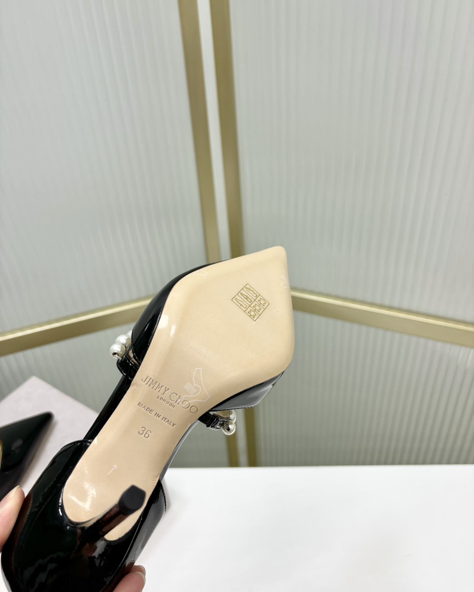 Jimmy choo Temperament and versatile hollow high heels