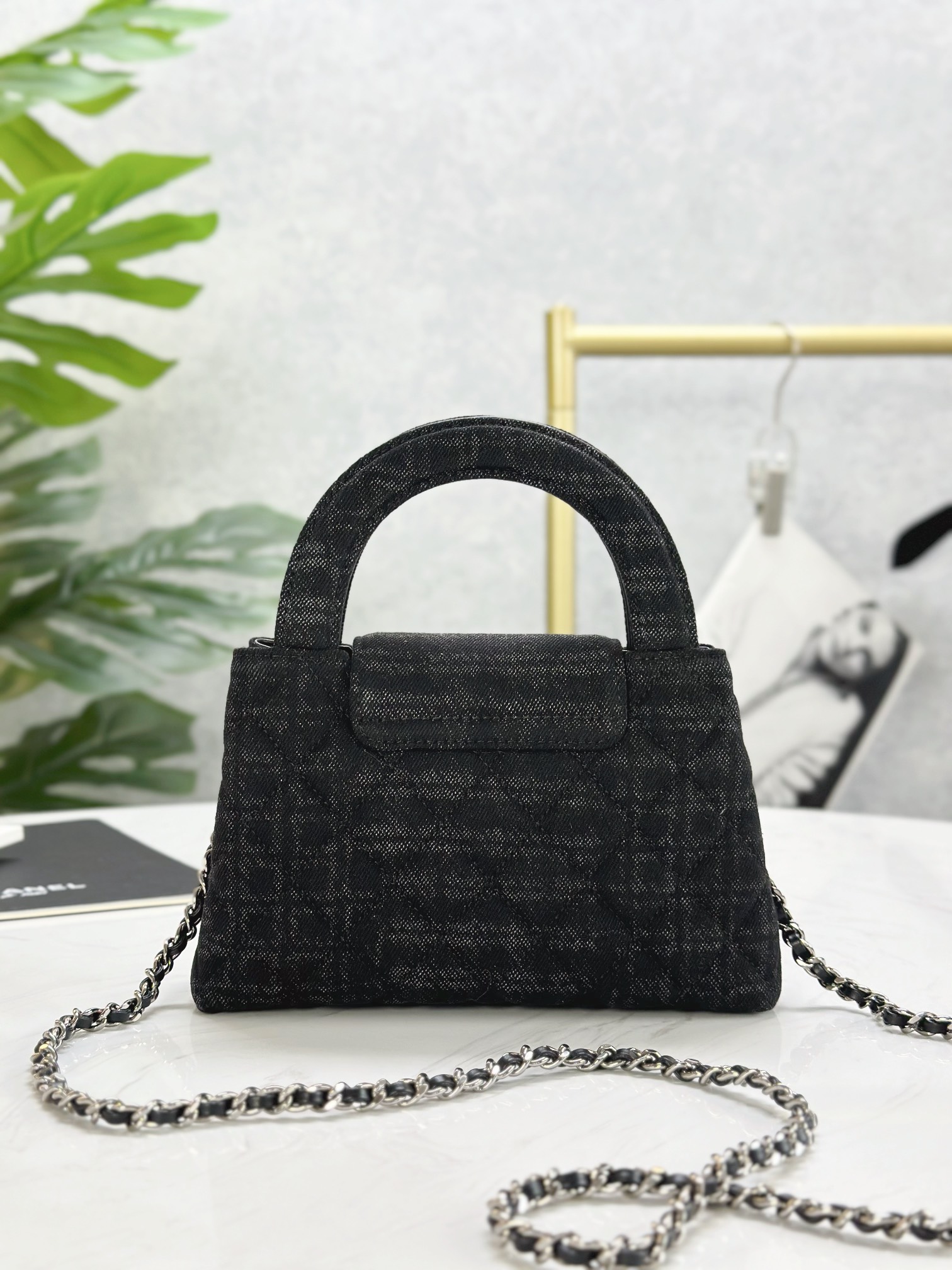 CHANEL 24A Black denim Kelly