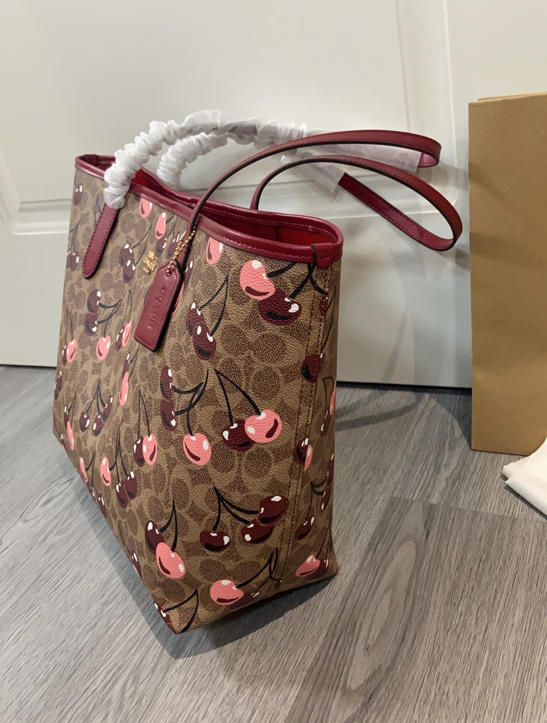 COACH- Cherry City Tote