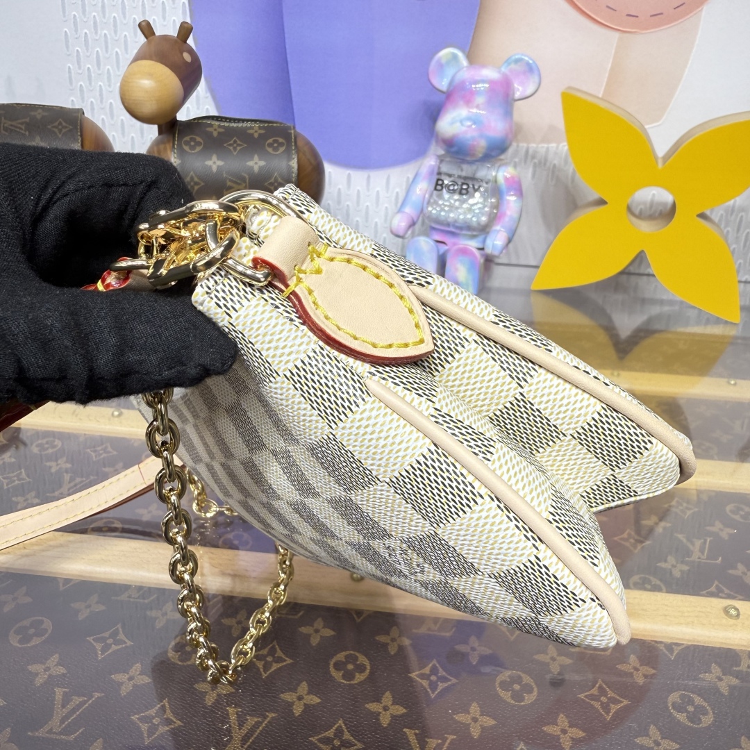 Louis Vuitton N00228 Liv Pochette