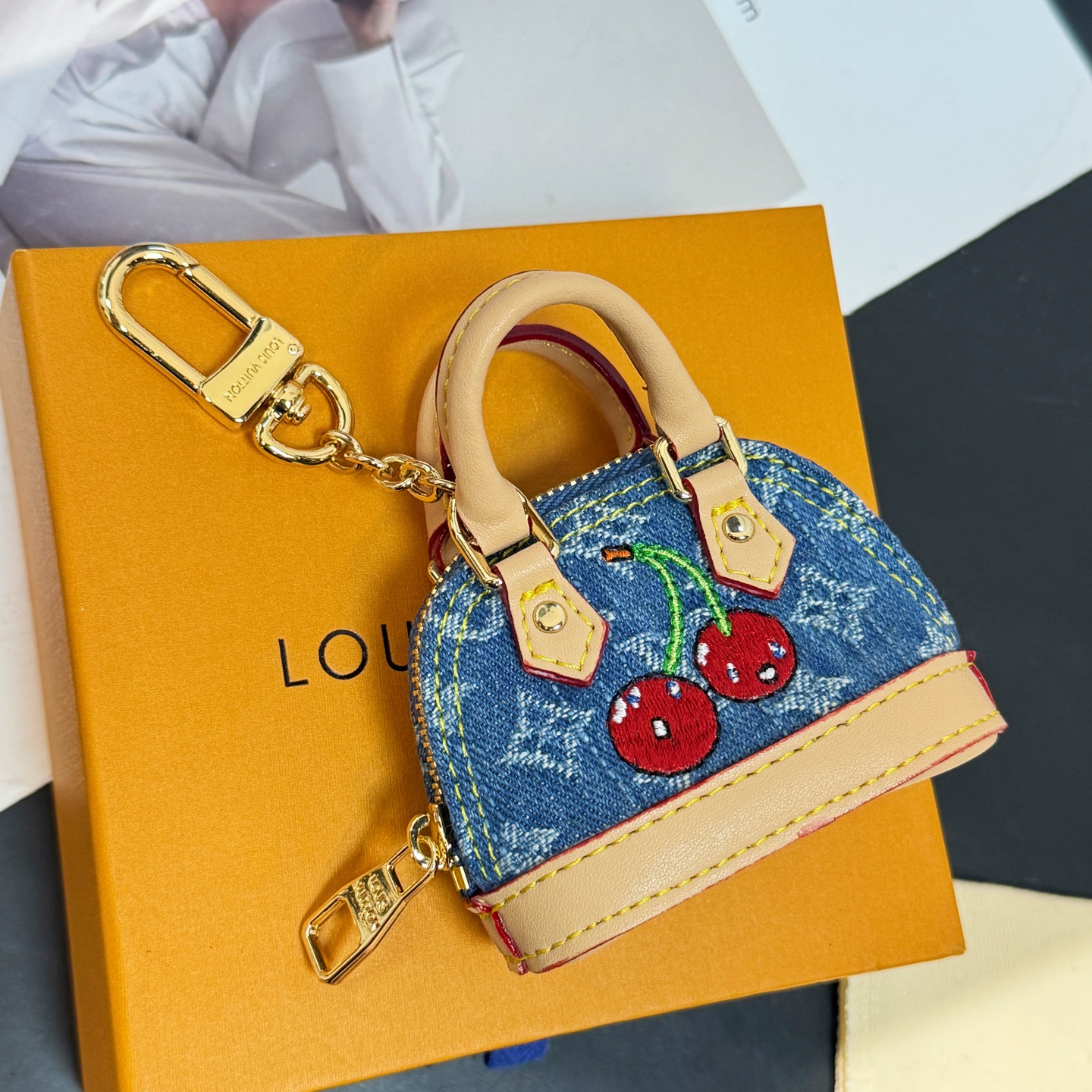M02535 LV x TM Micro Denim Cerise Bag Charm